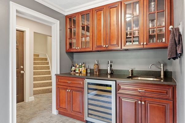 Interior, Stainless Steel Appliances