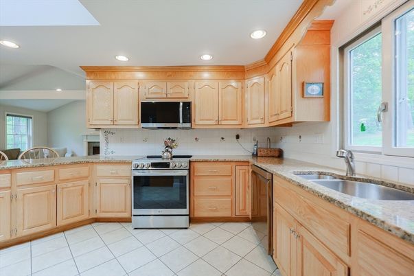 Interior, Kitchen, Recessed Lighting