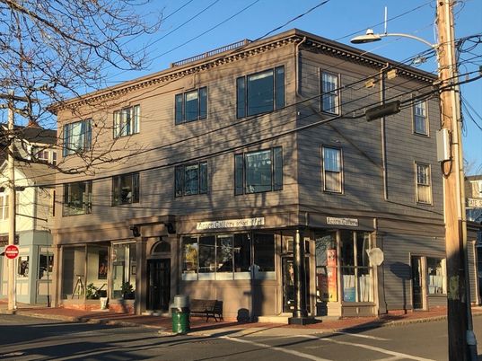 Exterior, Facade, Rowhouse
