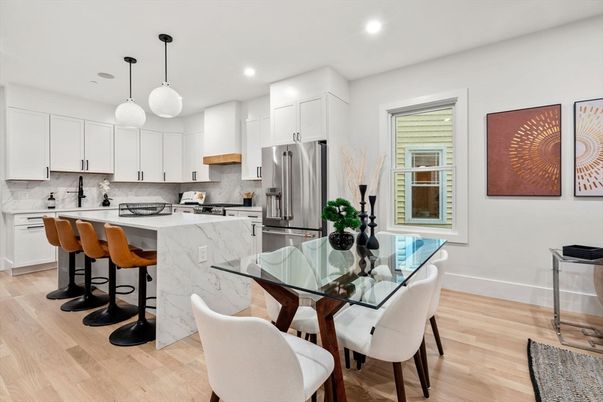 Dining room, Interior, Kitchen, Pendant Lights, Recessed Lighting, Stainless Steel Appliances, Wood Texture Flooring