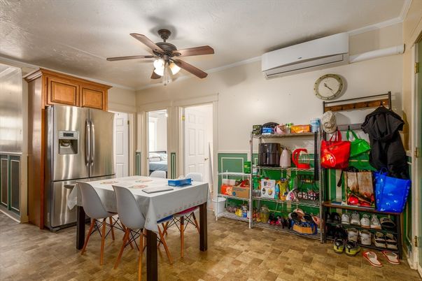Dining room, Interior, Kitchen, Stainless Steel Appliances, Wood Texture Flooring