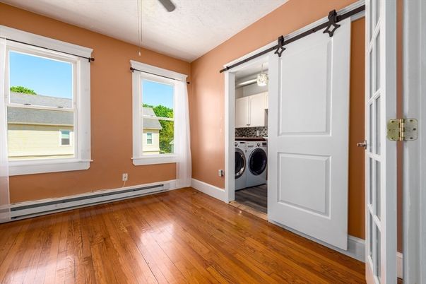 Interior, Utility Closets, Washer, Wood Texture Flooring