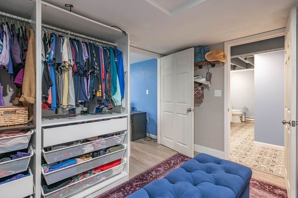 Interior, Walk-in Closets, Wood Texture Flooring