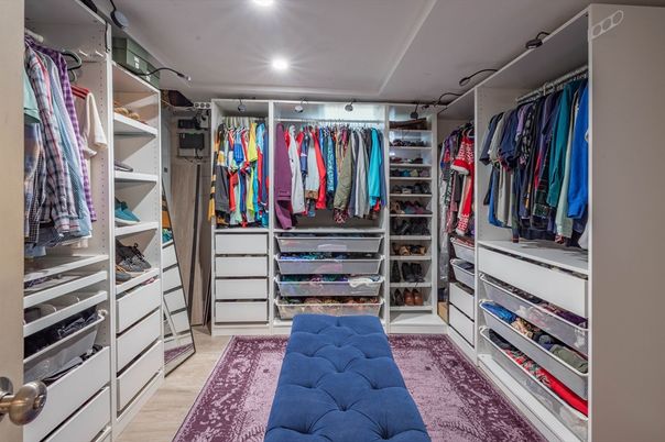 Interior, Recessed Lighting, Walk-in Closets