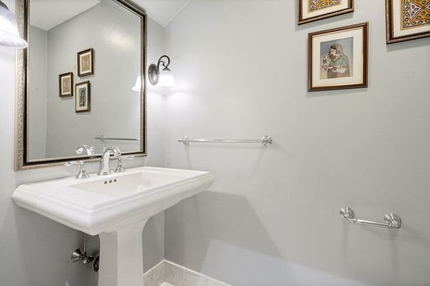 Bathroom, Interior