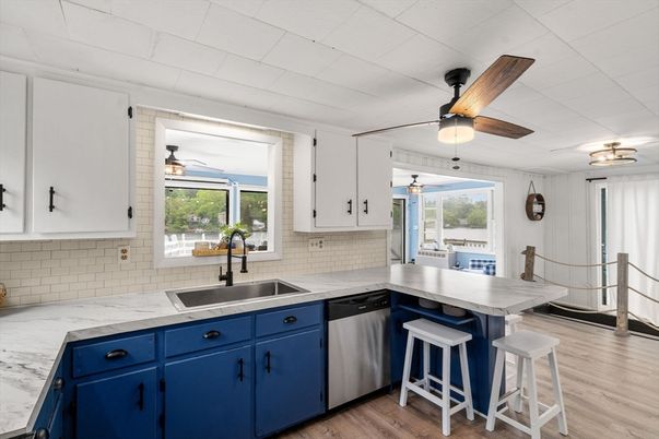 Interior, Kitchen, Wood Texture Flooring