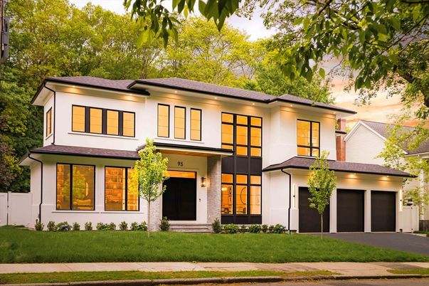 Attached, Exterior, Facade, Modern