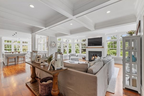 Dining room, Fireplace, Interior, Living room, Pendant Lights, Recessed Lighting, Wood Texture Flooring