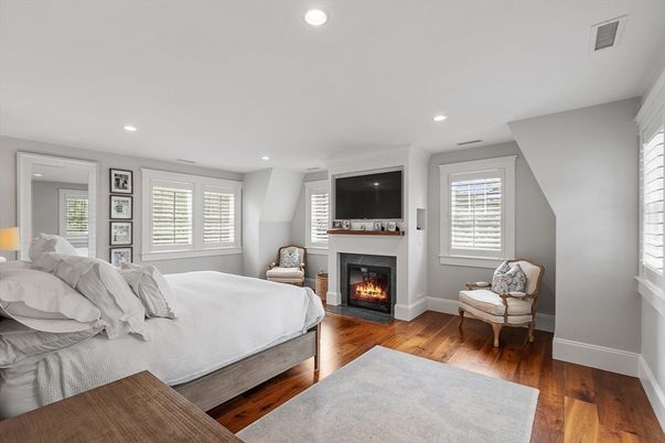 Bedroom, Fireplace, Interior, Recessed Lighting, Wood Texture Flooring