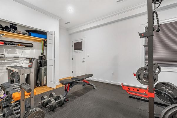 Fitness Equipment, Interior, Recessed Lighting, Wood Texture Flooring