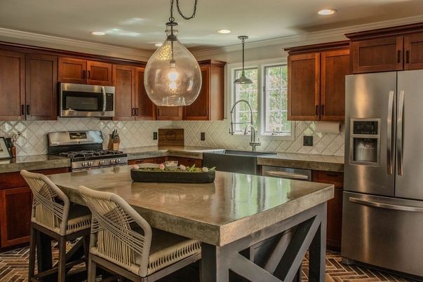Interior, Kitchen, Pendant Lights, Recessed Lighting, Stainless Steel Appliances