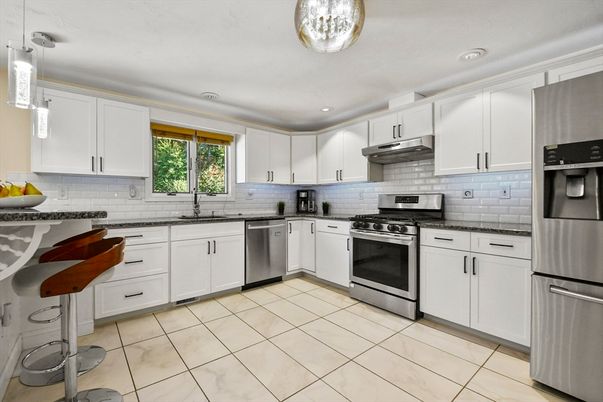 Interior, Kitchen, Pendant Lights, Recessed Lighting, Stainless Steel Appliances