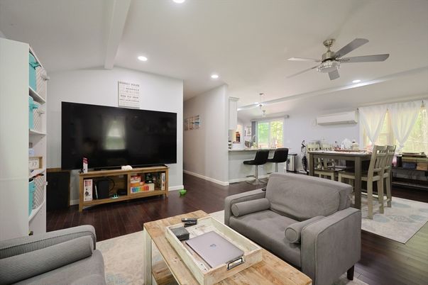 Dining room, Interior, Living room, Recessed Lighting, Wood Texture Flooring
