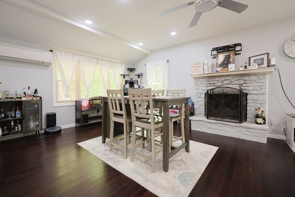 Dining room, Fireplace, Interior, Recessed Lighting, Wood Texture Flooring