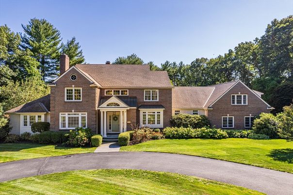 Exterior, Facade, Brick Facade, Brick Traditional