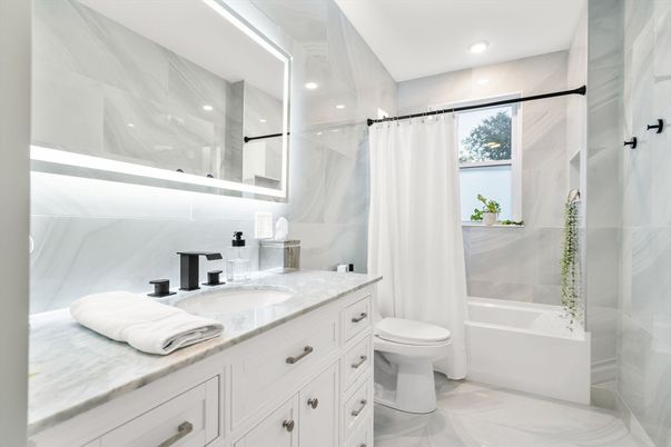 Bathroom, Interior, Recessed Lighting