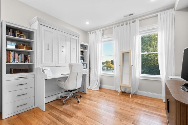 Home Office, Interior, Recessed Lighting, Wood Texture Flooring