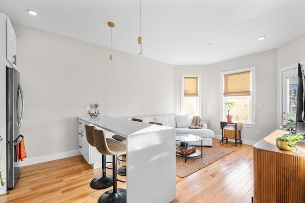 Interior, Living room, Pendant Lights, Recessed Lighting, Wood Texture Flooring