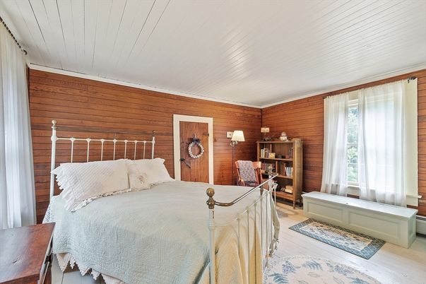 Bedroom, Interior, Wood Texture Flooring, Wooden Walls