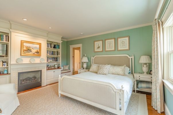 Bedroom, Fireplace, Interior, Recessed Lighting, Wood Texture Flooring
