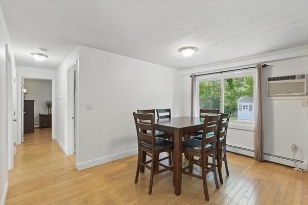 Dining room, Interior, Wood Texture Flooring
