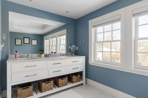 Bathroom, Dual Sink Vanities, Interior, Recessed Lighting