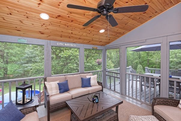 Interior, Living room, Recessed Lighting, Sun Room, Wooden Ceilings