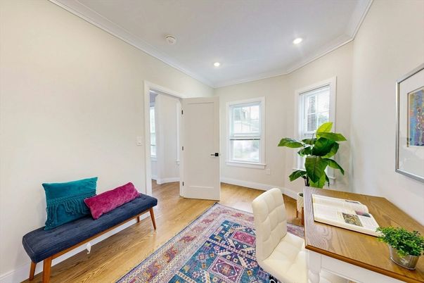 Home Office, Interior, Recessed Lighting, Wood Texture Flooring