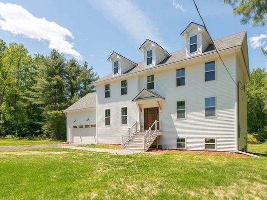Attached, Backyard, Exterior, Facade, Georgian