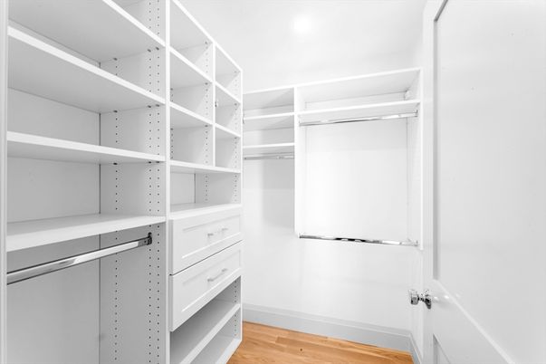 Interior, Walk-in Closets, Wood Texture Flooring