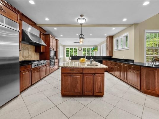 Interior, Kitchen, Pendant Lights, Recessed Lighting, Stainless Steel Appliances