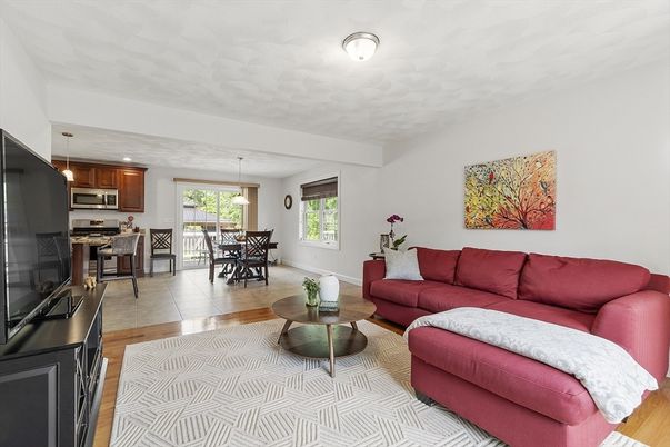 Dining room, Interior, Kitchen, Living room, Pendant Lights, Wood Texture Flooring