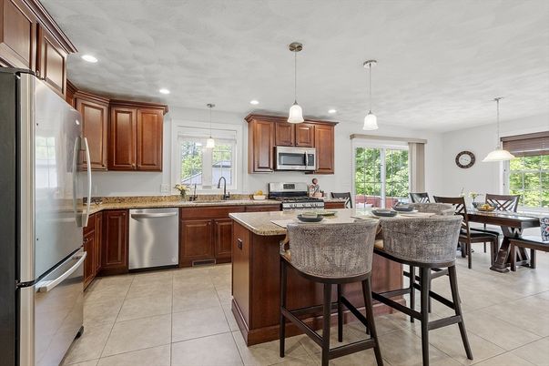 Dining room, Interior, Kitchen, Pendant Lights, Recessed Lighting, Stainless Steel Appliances