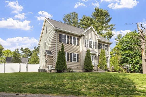 Backyard, Exterior, Facade, Georgian