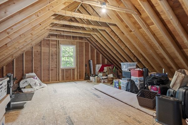 Empty room, Interior, Wooden Beams, Wooden Ceilings, Wooden Walls