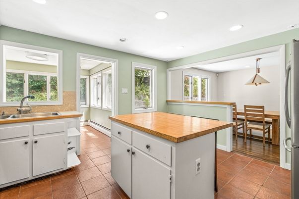 Dining room, Interior, Kitchen, Pendant Lights, Recessed Lighting