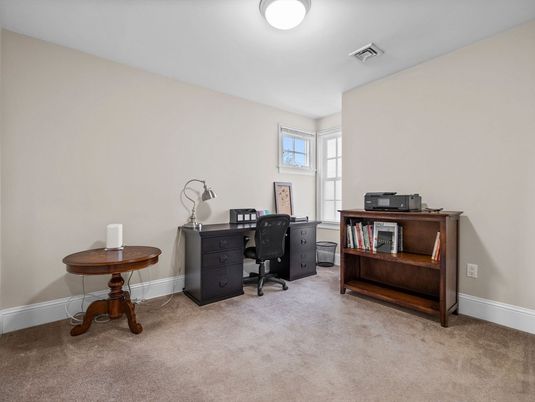Home Office, Interior
