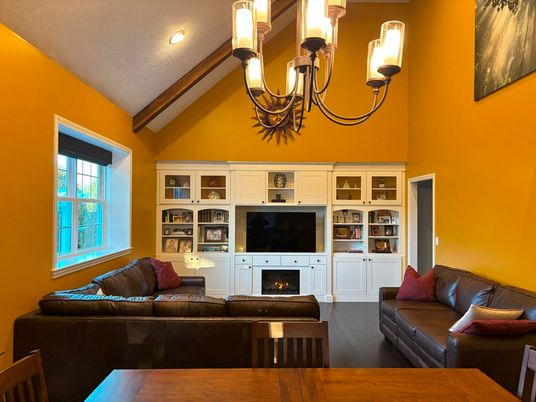 Chandelier, Fireplace, Interior, Living room, Recessed Lighting
