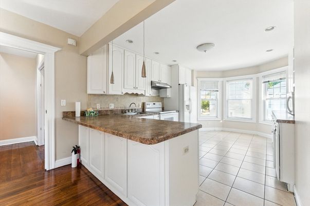 Interior, Kitchen, Recessed Lighting, Wood Texture Flooring