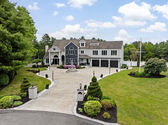 Attached, Backyard, Exterior, Facade, Rowhouse