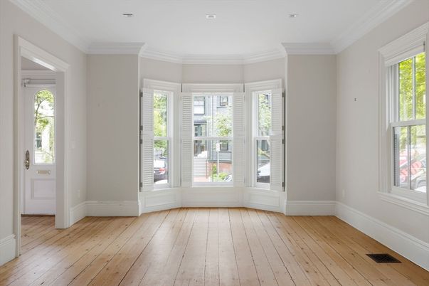 Empty room, Interior, Recessed Lighting, Wood Texture Flooring