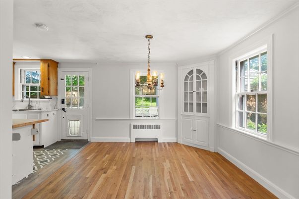Chandelier, Interior, Wood Texture Flooring