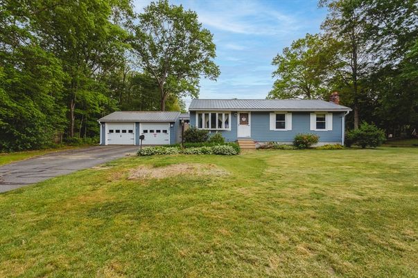 Backyard, Detached Garage, Exterior