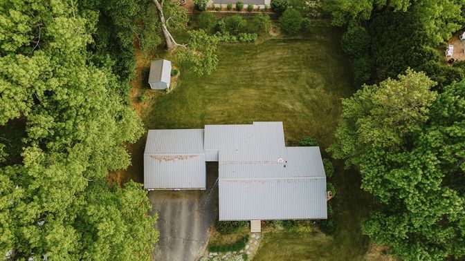 Exterior, Drone