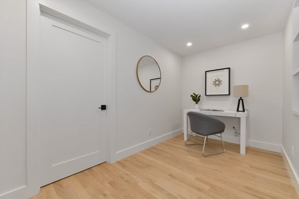 Home Office, Interior, Recessed Lighting, Wood Texture Flooring