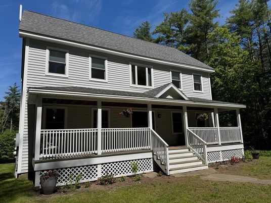 Exterior, Facade, American Foursquare