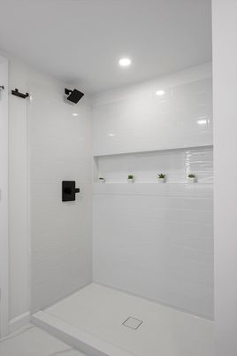 Bathroom, Interior, Recessed Lighting