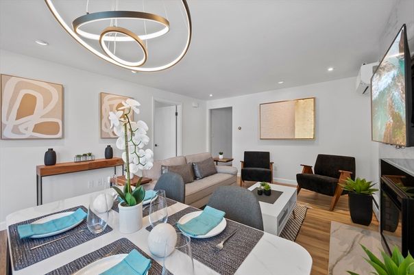 Interior, Living room, Pendant Lights, Recessed Lighting, Wood Texture Flooring