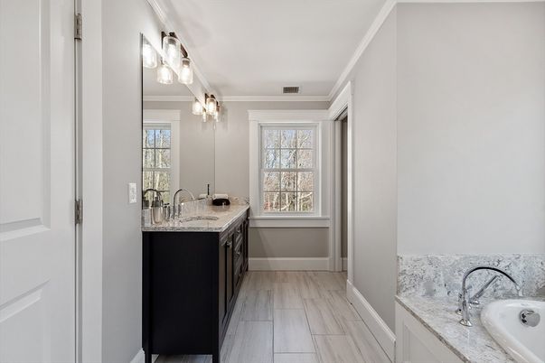 Bathroom, Dual Sink Vanities, Interior