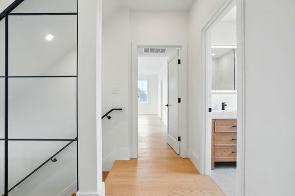 Interior, Recessed Lighting, Wood Texture Flooring